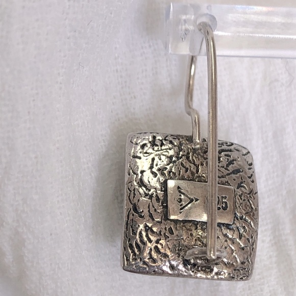 Silpada Sterling Silver Hammered Square Black Pearl Earrings Retired - Picture 7 of 10